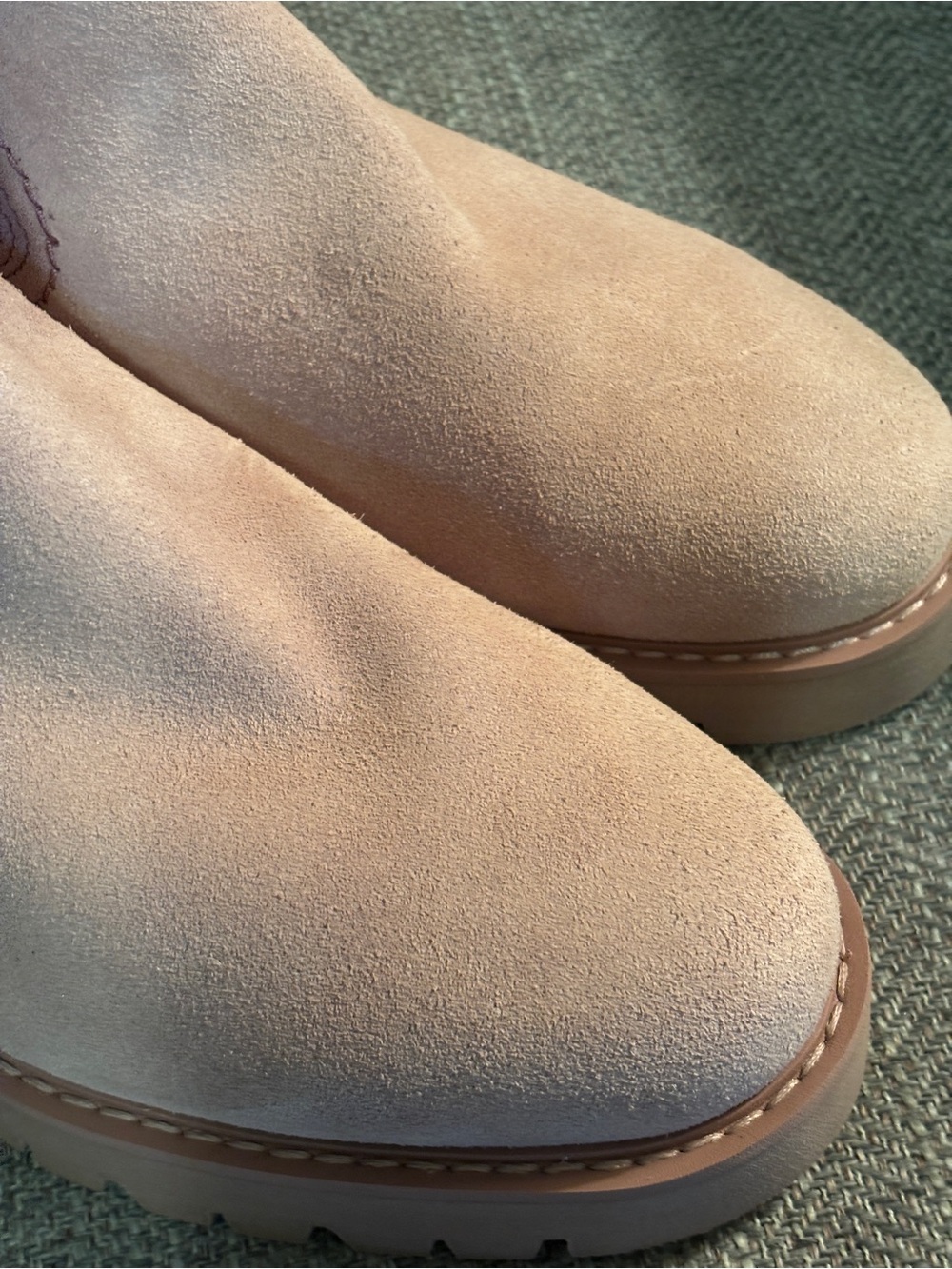 Ariat Wexford Lug Chelsea Boots Sz 8B - Picture 9 of 10